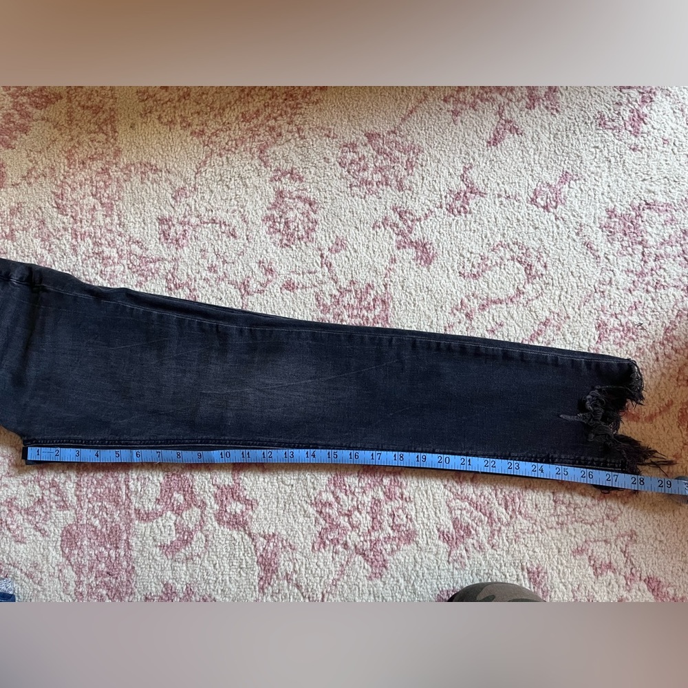 Zara The Skinny Pearl Black Distressed jeans size 6 - Picture 6 of 7